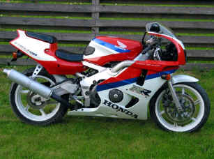 Honda CBR400 Service Manual
